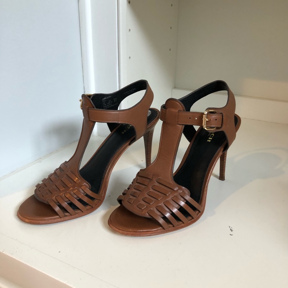 Coach heels- Perfect for spring!